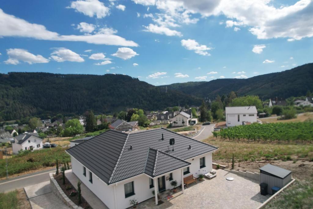 Neu - Premium-Ferienhaus Mosel-Sonne Traben-Trarbach Kültér fotó